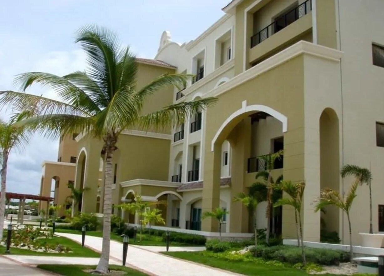 Фото Aquamarina Luxury Residences 4*